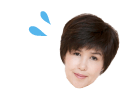 不安そうな表情のショートヘアの人物